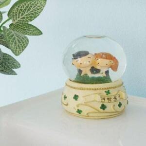 [2개구성] 크리스마스 오르골 무드등 커플 땜빵돌구 워터볼 AW9DC766