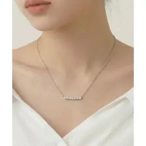 디유아모르 퓨어 아우라 모이사나이트 목걸이 7스톤 0.65캐럿 시뮬럿 다이아 실버925 4프롱