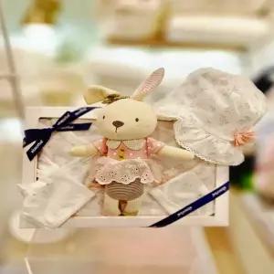 [압소바 의류] 꽃토끼뱀부배냇저고리 슈트 로라모자 인형 4종세트 (A1A10119H)