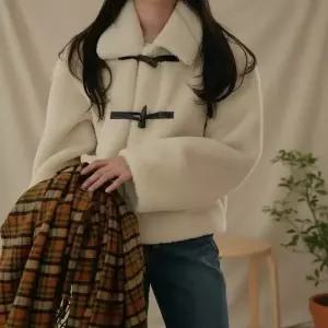 [하프클럽/옷자락]여성 겨울 포근 양털 숏 더블 아우터