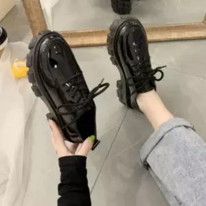 여성 레이스업 로퍼 여자 단화 무광 유광 블로퍼 블랙 wLG5+2rUd