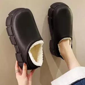 통굽슈즈 겨울 키높이뮬 털슬립온 방한슬리퍼 WFFPPVS