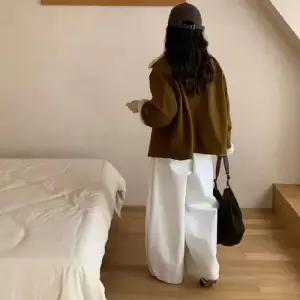 여성 빈티지 캐주얼 코트 따뜻한 램스울 칼라 모피 데일룩 DAOL1