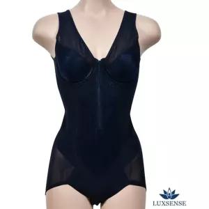 볼륨감 짱짱한보정 와이어몰드 지퍼올인원 agi7+6Nju