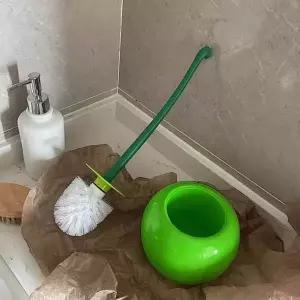 [에이치플러스몰]청소용품 구석구석 체리모양 가능 변기브러시 깔끔하