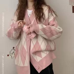 패션스타일 긴팔 배색 브이 가디건 루즈핏 간절기 여자 아가일