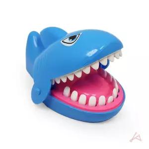 스릴 넘치는 샤크룰렛 게임 재미 가득한 룰렛 보드게임 가족 모임 달고나