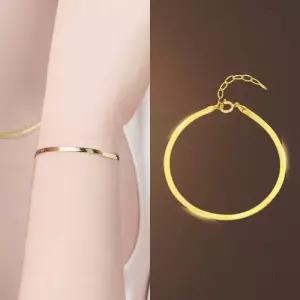 [골드퀸즈] 18K 이태리 헤링본 스네이크 팔찌