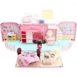 캠핑카 인형의집 / 캠핑카를 펼치면 다양한 공간과 아기자기한 소품이 들어있어요