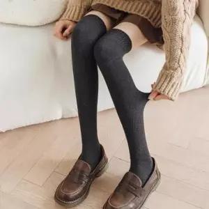 [하프클럽/셀러허브_여성트랜드패션]여성 롱삭스 겨울 양말 긴 니트 무릎양