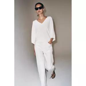 ZARA 루즈핏 브이넥 니트 스웨터 - 화이트