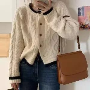 ( )여성 꽈배기 라운드 넥 니트 봄 가을 가디건 아이보리 여자 간절기 봄가디건 예쁜 도톰