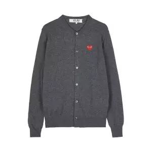 [꼼데가르송] FW25 공용 레드 하트 가디건 AX N007 051 GREY