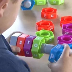 유아 영어장난감 소문자 조합 볼트 알파벳교구 놀잇감 공부 어린이집 4세