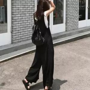 [리더스] 블랙 민소매 점프슈트 와이드핏 멜빵팬츠 (41598744A)