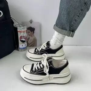 여성 2컬러 어글리슈즈 스타일 캔버스화 스니커즈화 WFFWXTH