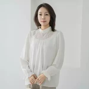 [마담4060]엄마옷 마담4060 진주레이스블라우스 중년여성 데일리 블라우스 -RBL2603001-..