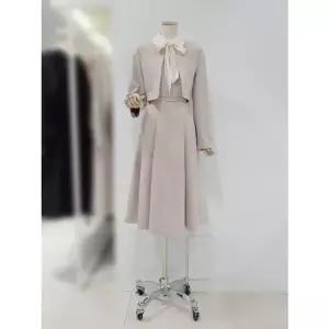 [갤러리아] [SOUP] 리본타이 자켓형 벨티드 플레어 원피스 SC3OPM5