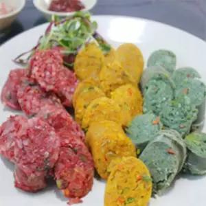 유쎌쇼핑몰 속초 중앙시장 삼색순대 진공 1KG X 4개 냉동식품 냉동순대