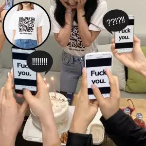 특이한 티 QR 쓸데없는 쓸모없는 선물 옷 셔츠 웃긴 티셔츠 재밌는 법규