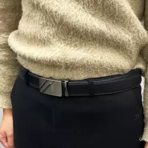 버클 자동벨트 슬래쉬 가죽 자동벨트 남성허리띠 혁띠 소가죽요술벨트 요술벨트