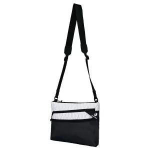 [블랙야크](강남점)25년 가을신상 남성/여성 공용 일상/트레킹/등산 크로스 롯지샤코슈_XP 2BYABXU936