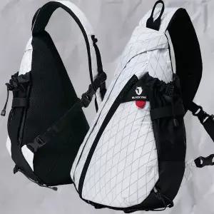 [블랙야크](강남점)25년 가을신상 남성/여성 공용 일상/트레킹/등산 가방 롯지슬링백_XP 2BYABXU934