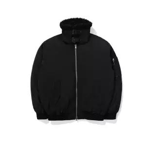 갤러리아 다이나핏 남녀공용 LUFT (루프트) MA-1 미들 다운 YUW23515Z1