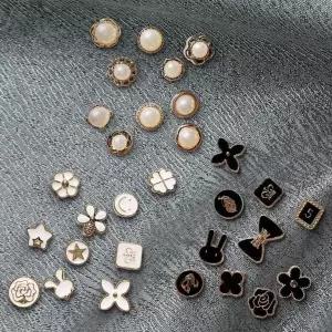 [하프클럽/]오픈방지 매너 브로치 셀프수선 리폼 여밈단추 10p