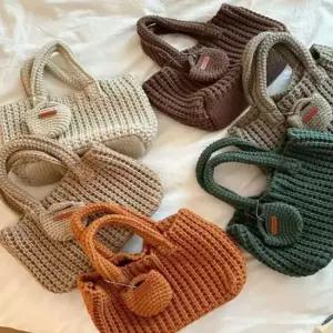 여자 가을 겨울 코지 뜨개가방 코인 미니 토트백 니트가방 뜨개가방 겨울뜨개가방