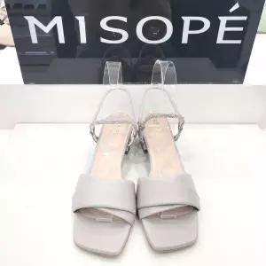 [미소페]미소페 여성 4CM 핫픽스 투웨이 샌들 112324011GR1_HDD
