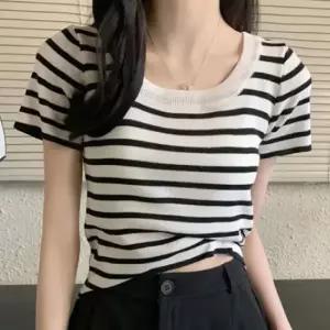 [의류] U넥 세미크롭 골지 스트라이프 반팔니트티 NF-37