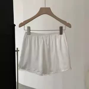 가벼운 속치마 속바지 롱 슬립 Y존커버 비침방지