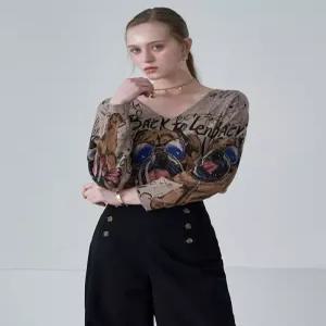 [AK분당점] [르니앤맥코이] 퍼그 보카시 브이넥 니트 MM03KN073FCY