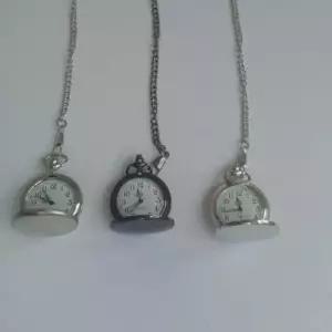 카페 실내 인테리어 세련 회중시계 WFFWQH7