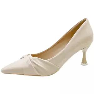 신부 스틸레토 구두 웨딩 촬영 새틴 웨딩슈즈 피로연