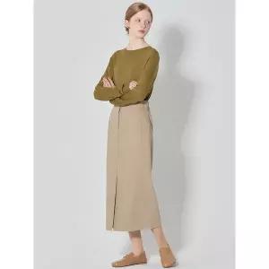 [오조크(OZOC)] 프론트 슬릿 하프밴딩 H스커트(택가격: 109000원)