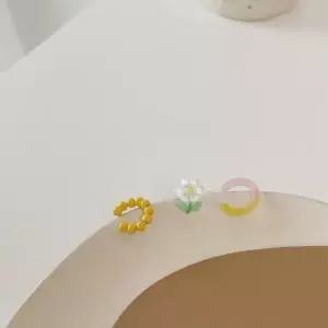 [셀러허브]이어커프 플라워 꽃 비즈 호마이카 아크릴 귀걸이 귀찌 피어싱 데일리 (S35130197)