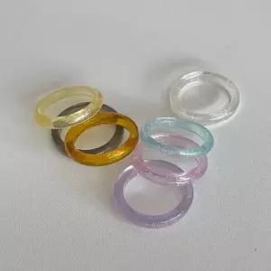 [셀러허브]호마이카 미니 고급 펄 국내제작 여름 청량 컬러 물결 소품샵 반지 링 데일리 우 (S35130774)