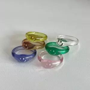 [셀러허브]스마일 웃음 귀여운 에폭시 아크릴 투명 포인트 오목 미니 고급 여름 청량 컬러 (S35130775)