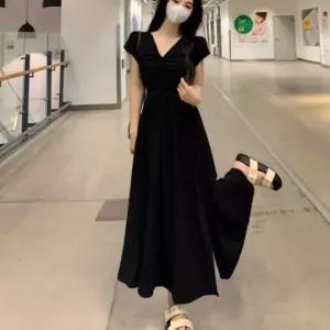 [에이치플러스몰]여성용 루즈핏 셔링 브이넥 반팔 롱 원피스 여름 스커트 드레스