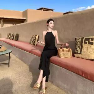 솜브레로스 여자 점프 슈트 수트 프렌치 블랙 홀터넥 여름 바캉스 DOS2