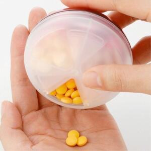 [2개구성] 알 비타민 색상 랜덤 주방 생활 품 깔끔한 이쁜 휴대 다도 수납 보관 통 상자 약 용 AW4942A6