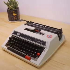 타자기 수동 키보드 기계식 영어 골동품 레트로 오프 화이트 (타자가능)