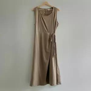 아이우먼 걸스린넨랩리본원피스 GOS370M407 빅사이즈 (16581904A)