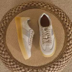 엘럽 여성용 캐주얼 가을 발에 덕훈화 여구두 무리가 통굽 하이탑 키높이 않는 가지 포사이즈맘 원템3