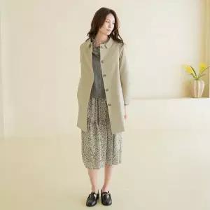 엄마옷 마담4060 코트 여성 데일리 [내추럴포엠]버튼하프트렌치 -YCO2603004-