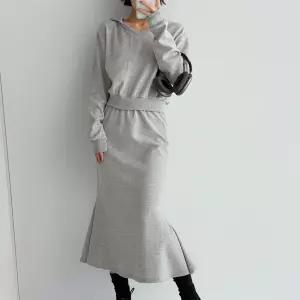 여자 브이넥 크롭 후드티 머메이드 롱스커트 세트