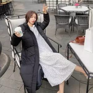 코디에나 디자인으로 어울리는 베이직한 한겨울 롱패딩 어느