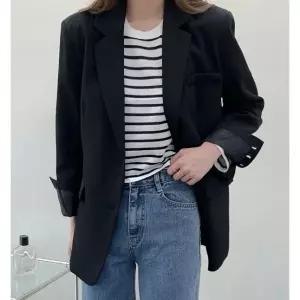 기본자켓 오버핏 베이직 투버튼 테일러 싱글 자켓 하객룩/면접룩/간절기 T YW8161206046